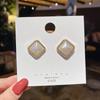 Stylish and simple square high-end stud earrings, women's geometric versatile temperament earrings, elegant and atmospheric earrings.