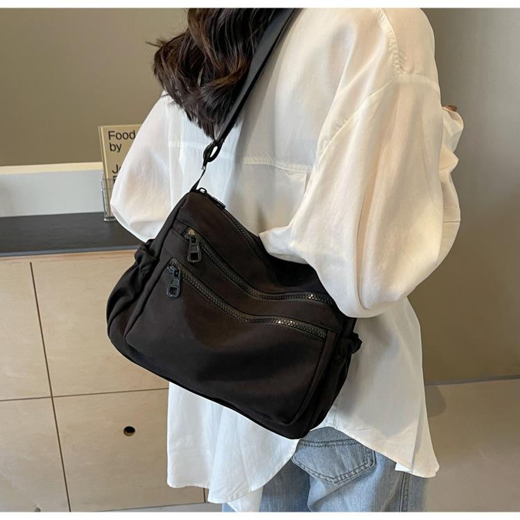 2025 New Casual Simple Canvas Women's Bag Solid Color Spring Versatile Shoulder Bag Large Capacity Trendy Messenger Bag Bag