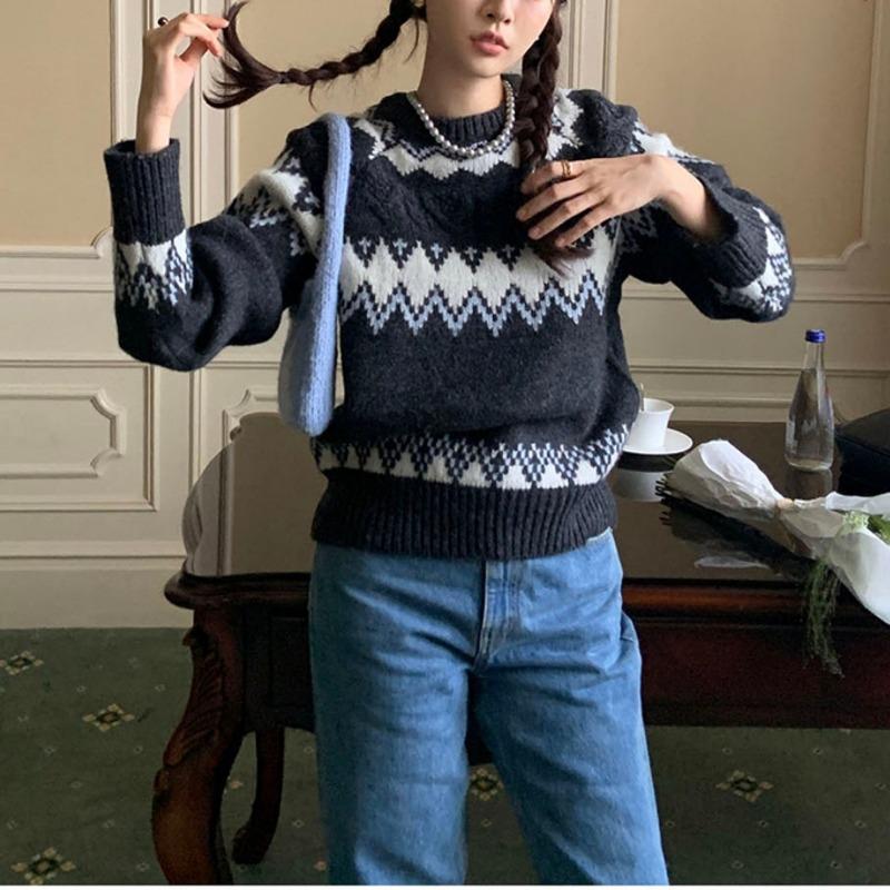 Fair Island contrasting color jacquard sweater women s autumn and winter new small fresh round neck thickened knitted sweater jumper top One size fits all темно-серого 4150₽