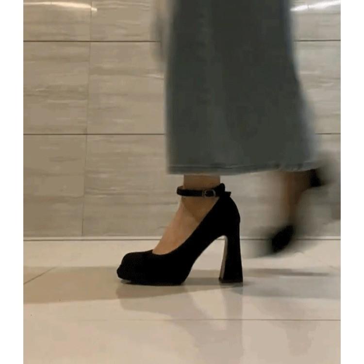 Women Sexy Black Ankle Strap High Heels Autumn Woman Flock Round Toe Pumps Female Suede Buckle Fashion Shallow Pumps