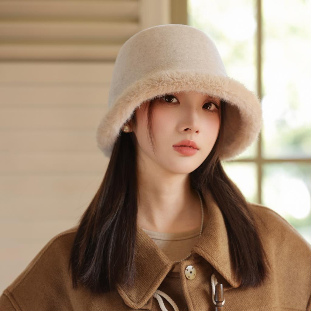 New Autumn and Winter Plush Fisherman Hat for Women Fashion Versatile Warm Basin Hat Showing Face Small Bucket Hat Temperament Bristle Hat