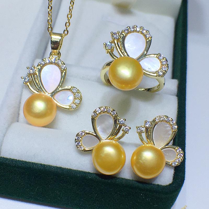 Elegant Summer Korean Style Butterfly Shell Freshwater Pearl Pendant Set for Women (8-9mm), 3-Piece