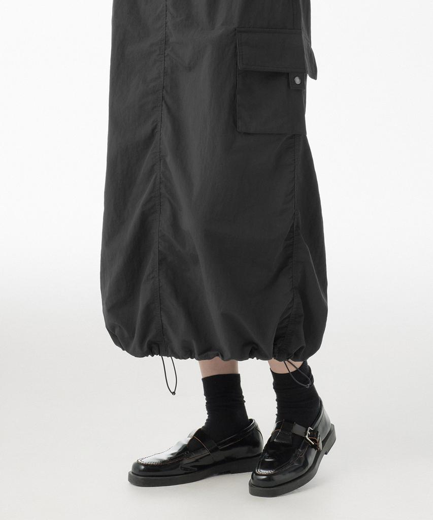 Musinsa Standard Woman Women'S Nylon Parachute Skirt [Dark Gray]