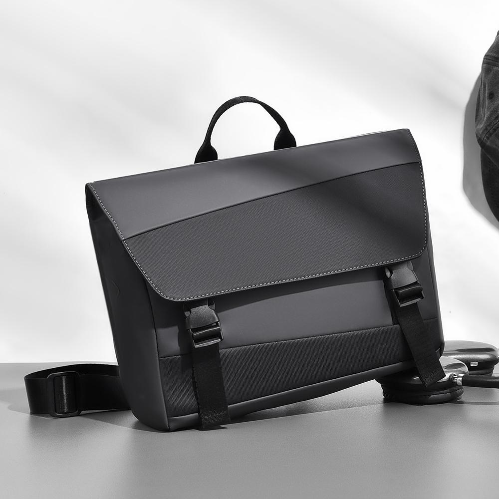Men's Large Capacity Shoulder Bag Waterproof Crossbody Bag