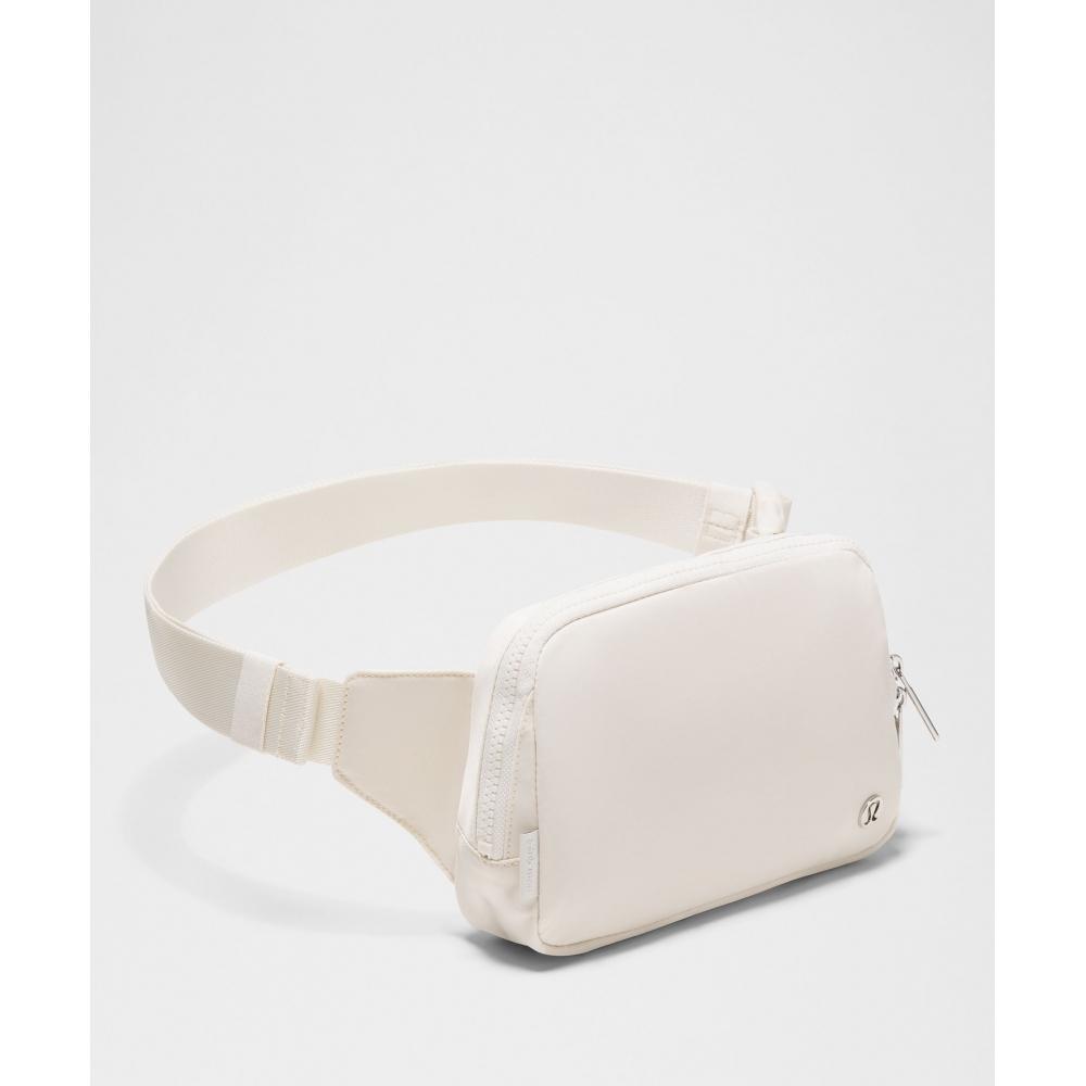 Lululemon Everywhere Belt Bag Large 2L Ltiv Slvr