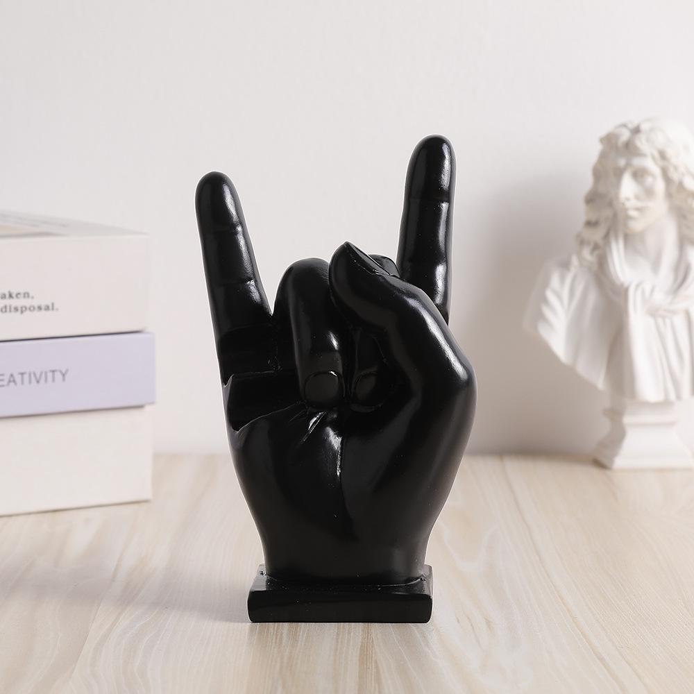 

Crossed Rock Band Hand Gesture Resin Ornament for Office or Living Room Decor 15.5*9.5 cm чёрный