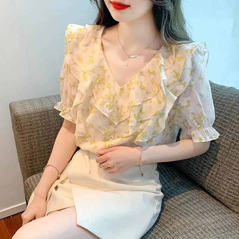 

Summer New Fashion Ruffled Floral V-neck Short-sleeved Chiffon Shirt for Women Beautiful and Stylish Shirt 6XL білий