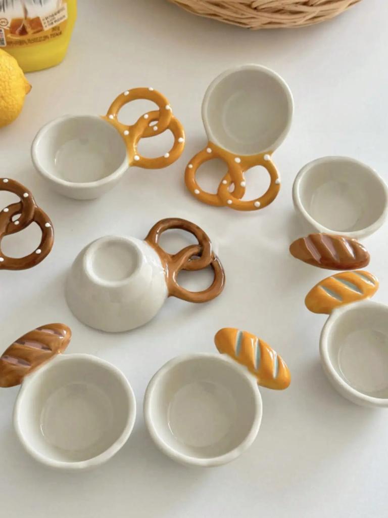 Creative themed restaurant ceramic dishes, coffee bean spoons, French sticks, wrapped dishes, salty and alkaline dishes