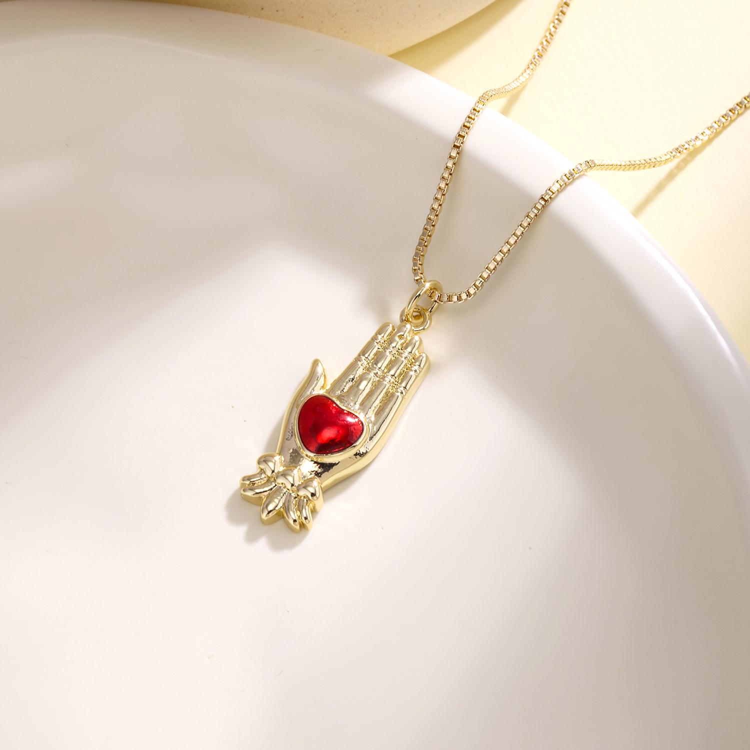 

Nidin New Arrival Hand Shaped Pendant Necklaces Zirconia Red Enamel Heart Fashion Boho Hamsa Fatima Jewelry For Women Party Gift