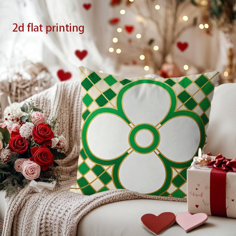 St. Patrick's Day Shamrock Pattern Decorative Pillow Pattern Cushion Cover Suitable for Sofa Bedroom Car Pillow Cover