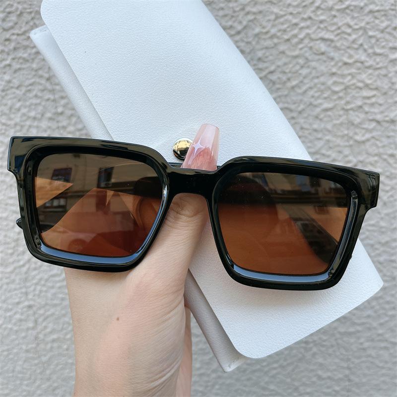 New Vintage Men Rectangle Frame Sunglasses Fashion Retro Eyeglasses Luxury Design Shades Eyewear Women UV400