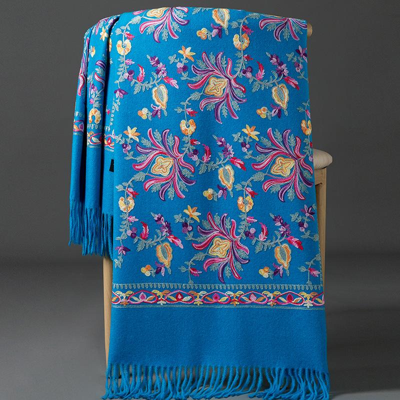 New Arrived Shawl Women Embroider Shawl Thick Warm Cashmere Fashion Scarves Lady Soft Wrap Bufanda Travel Reversible Scarf