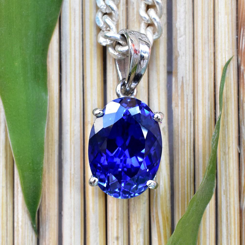 Natural Blue Sapphire Pendant 19 ct