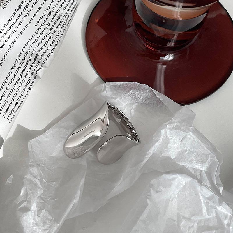 Heavy-Duty Korean Minimalist Wide Face Ring for Women