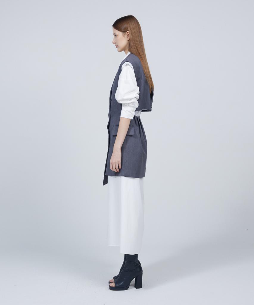 Meuameu Signature Back Slit Sleeveless Dress
