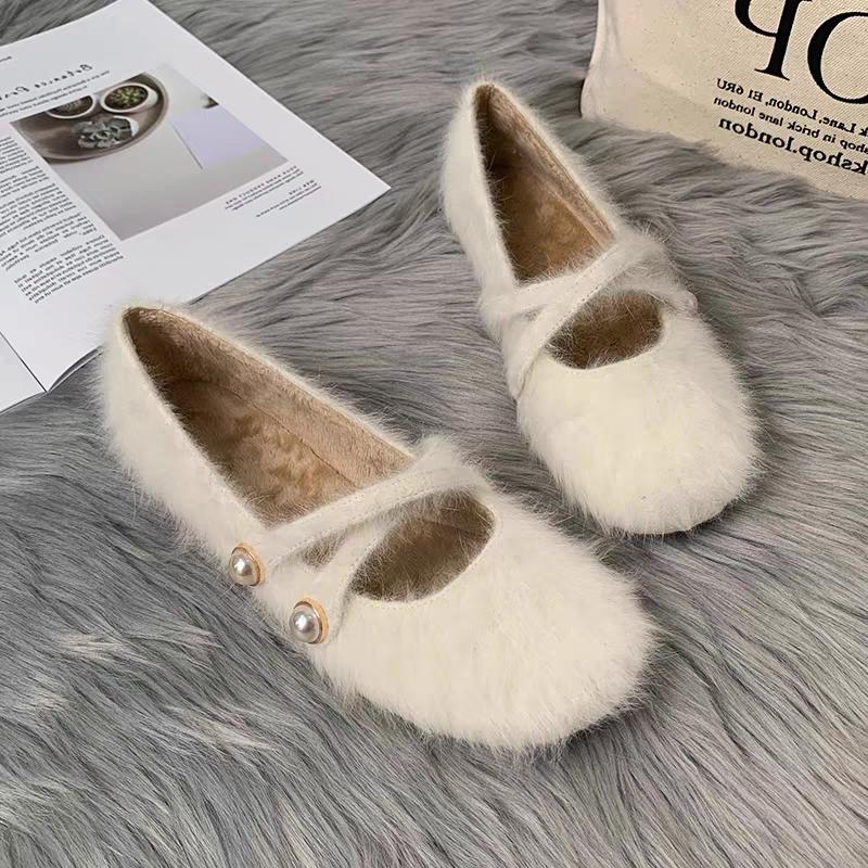 

Fuzzy Shoes Autumn and Winter New Round Toe Shallow Mouth Pearl One-line Belt Soft Sole Non-slip Mary Jane Shoes 35 бежевый