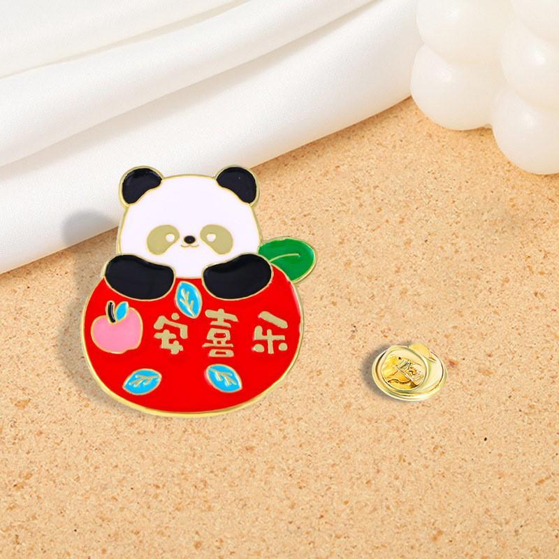 Chinese style panda brooch cute animal bag badge clothing bag accessories bamboo giant panda chain collar pin