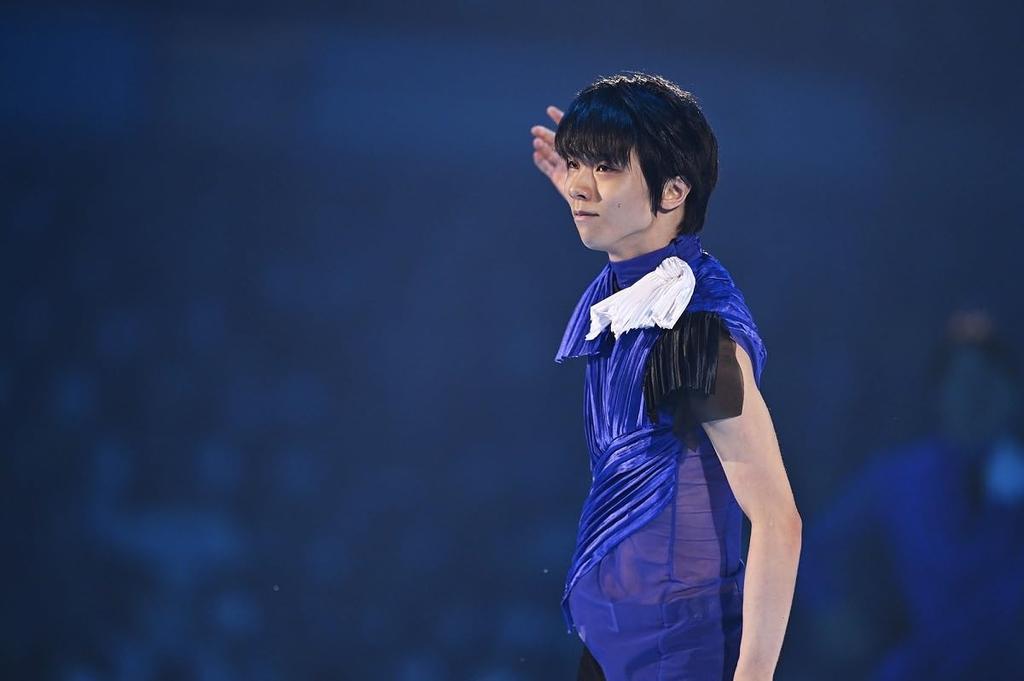 [Limited Edition with Bonus] YUZURU2024 Yuzuru Hanyu Calendar Desktop Edition (Calendar)