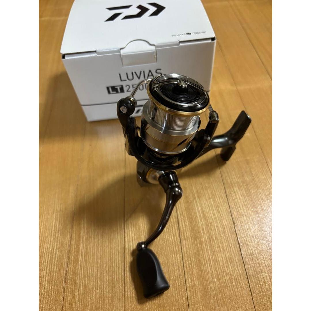 Used 20LUVIAS LT2500-XH Spinning reel (single handle)