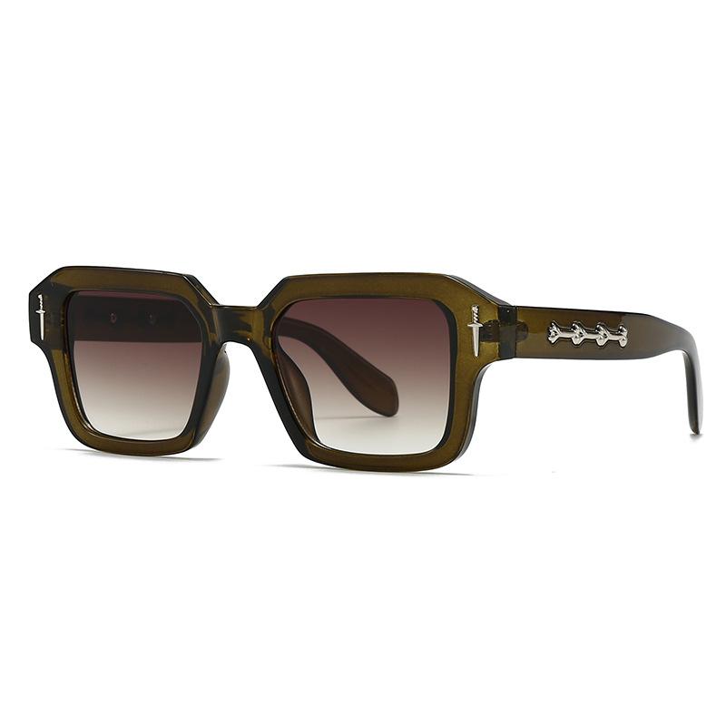 Classic Luxury Brand Designer Square Sunglasses Women For Men Vintage Sun Glasses Popular Punk Rivet Sword Outdoor Driving Shade