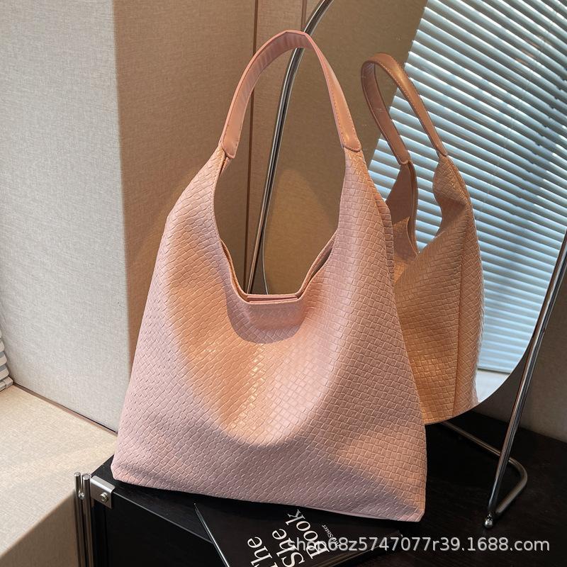 Casual Retro Large-capacity Bag Women's 2025 New Popular Tote Bag Woven Versatile Foreign Style Shoulder Bag Women's Bag