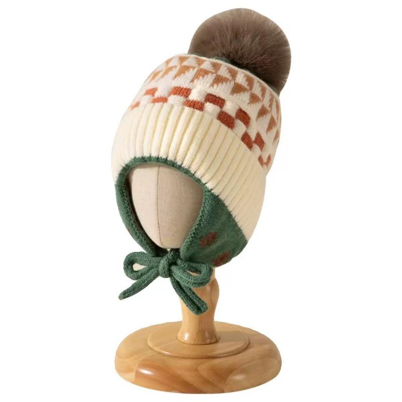 Children's hats keep warm in autumn and winter, boys and girls, small trees, windproof, Lei Feng ear hats, baby knitted thickened wool hats