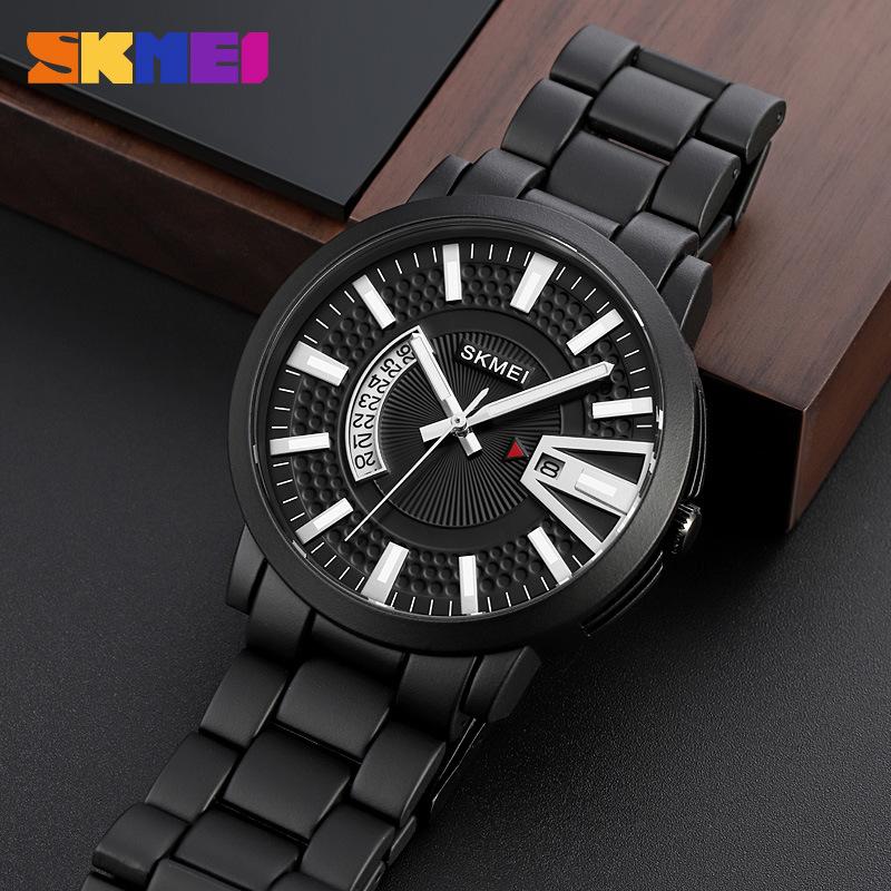Fashion Trend New Men's Watch Calendar Steel Belt Waterproof Male Student Quartz Watch