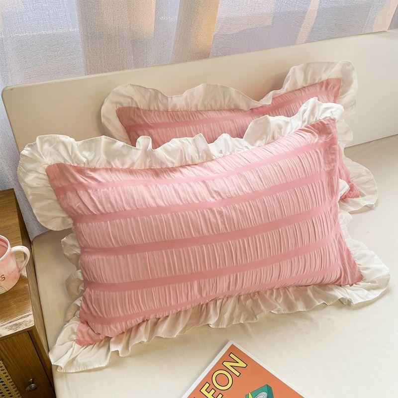 Nordic Style Light Colored Ruffle Edge Pillowcase 48x74cm Soft Comfortable Quilting Process Envelope Pillow Cover Girl Bedroom Bedding Household Goods
