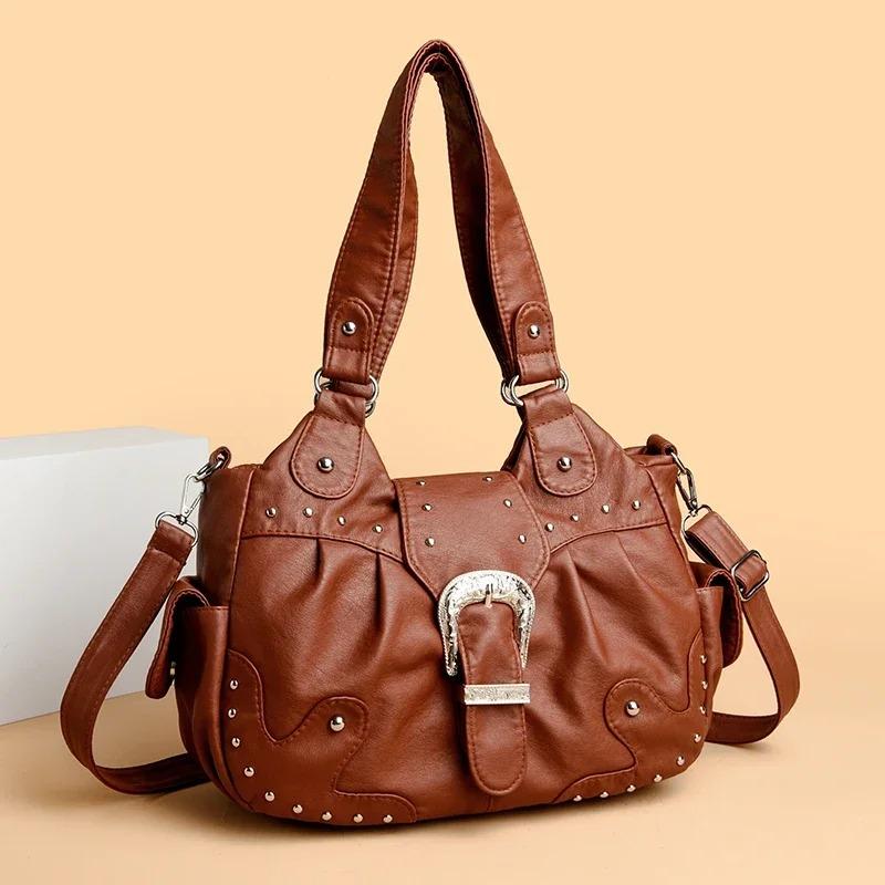 Stilvolle Lederhandtasche mit silbernen Nieten und Metallschnalle Damen Hohe Kapazität Vintage Weiches Leder Damen Lässige Schulter-Umhängetasche Reise