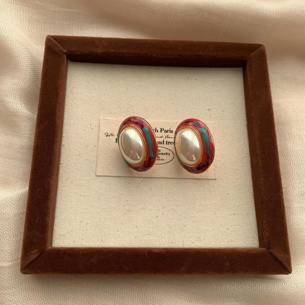Oval Symphony Pearl Stud Earrings Contrasting Color Painted Texture Retro Art Exquisite Premium Earrings