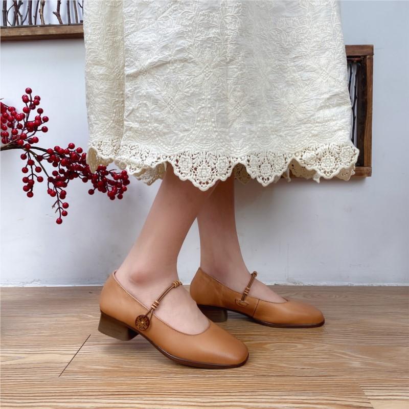 Johnature Genuine Leather Retro Women Shoes Handmade Round Toe Buckle Low Heel Comfortable Pumps