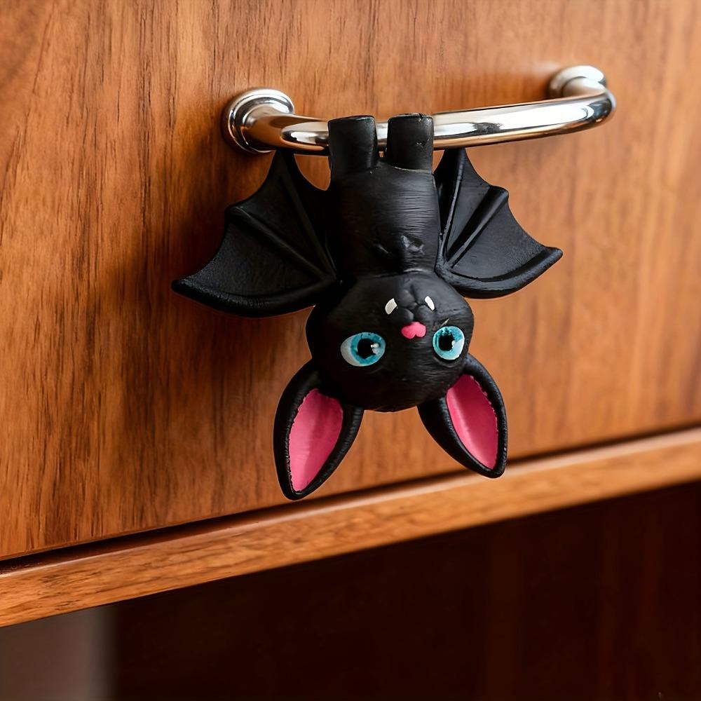 2 Piece Household Plastic 3D Printed Inverted Bat Statue Cartoon Blue Eye Hung Bat Sculpture Lightweight Mini Bat Model Study