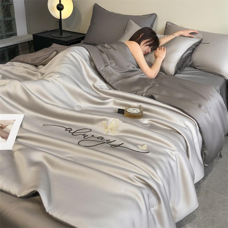 Summer Thin Duvet Silky Comforter Luxury Style Blanket Machine Washable Quilt Single/Double Bedspread (Pillowcase Need Order)