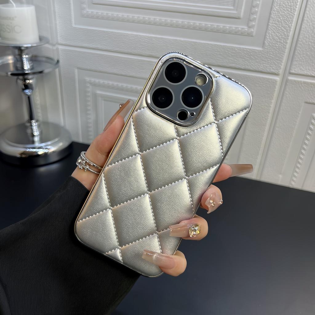 3D Diamond Lattice Rhombus Leather Phone Case For iPhone 16 15 14 13 12 Pro Max Plus Down Jacket Shockproof Bumper Cover