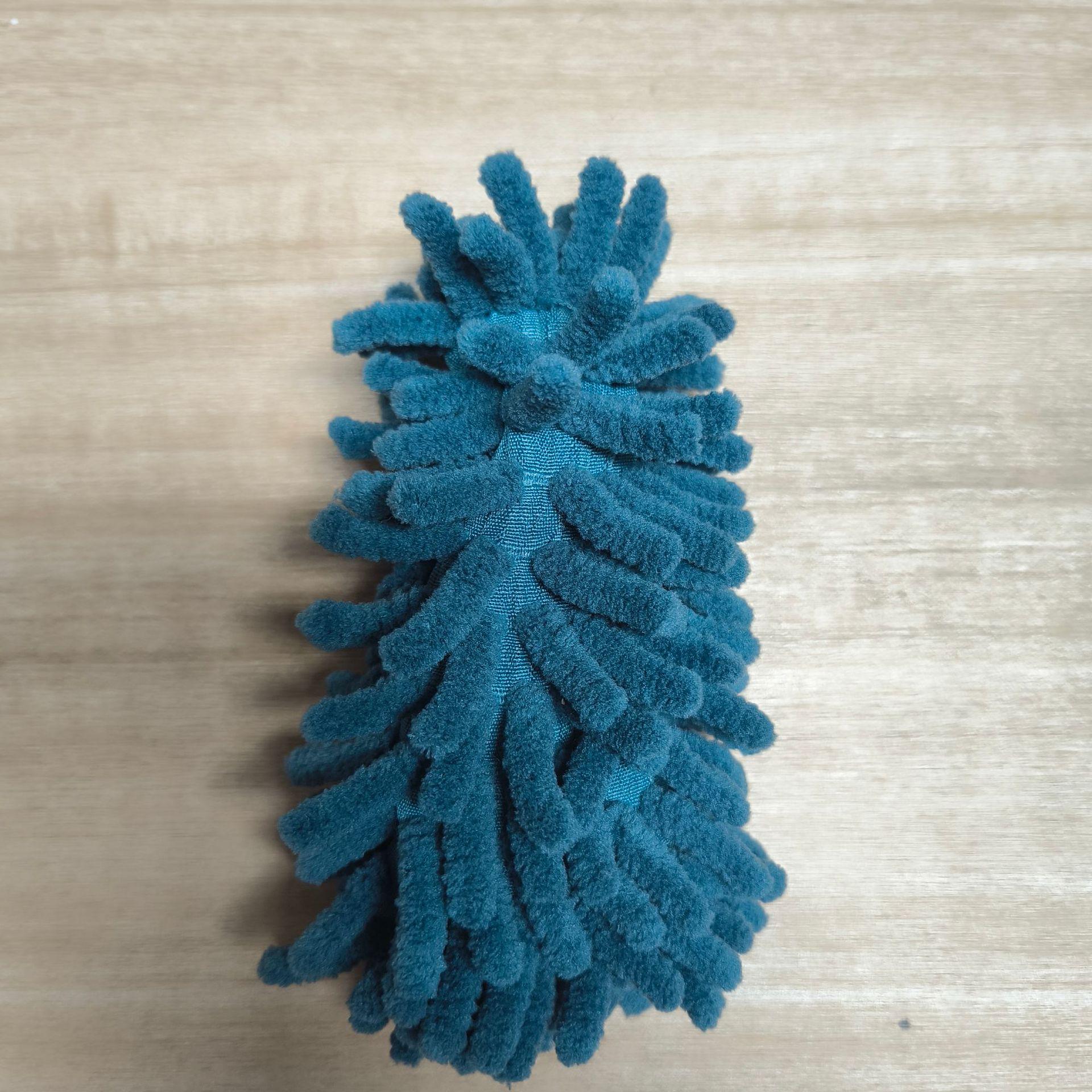 Retractable Electrostatic Car Duster for Dust and Cobweb Removal