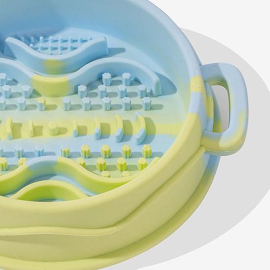 Pet Slow Feeder Bowl Silicone Dog Slow Eating Bowl with Double Handles Non-Slip Pet Feeding Dish with Suction Cups for Large Small Dogs Cats