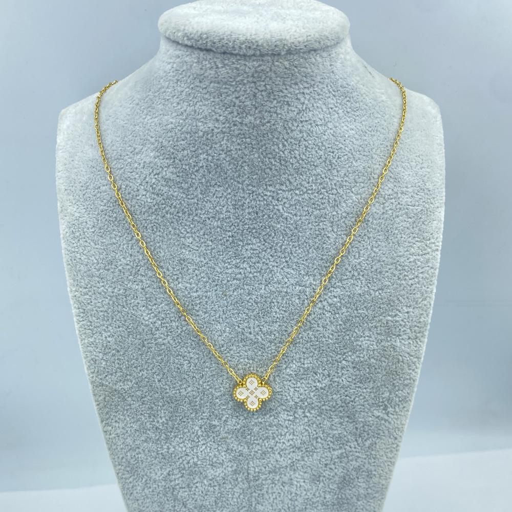 13MM Titanium Steel Ladies Necklace Lucky Four Leaf Clover Necklace