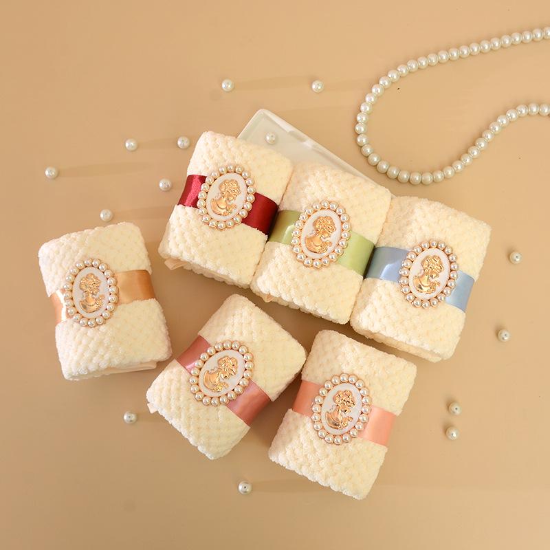 Wedding Cake Wedding Ceremony Gift Towel Coral Velvet Baroque Towel Multicolor Optional Gift