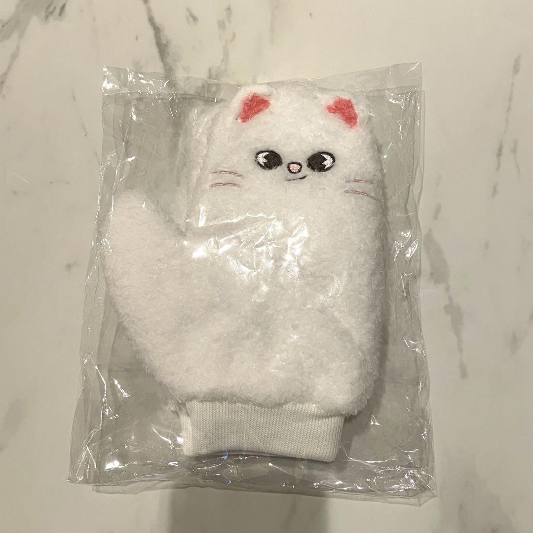 

[Б/У] перчатки straykids skzoo ginillet hyunjin