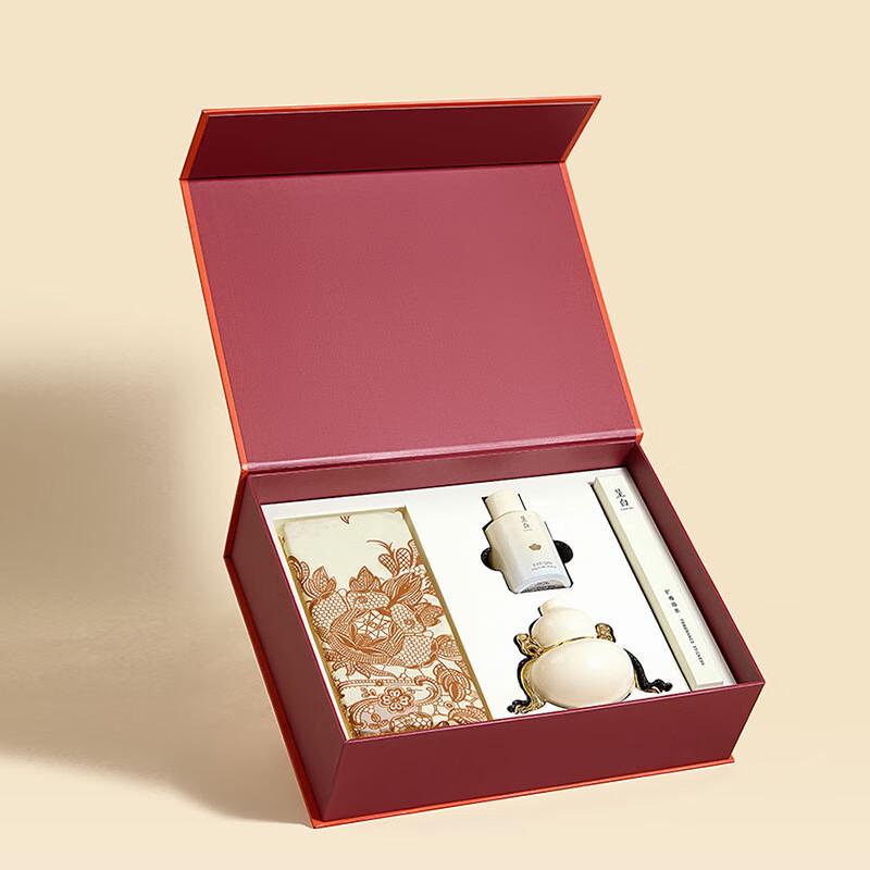 Wanshili 'Wanshi Jinxi' Silk Scarf & Fragrance Gift Set