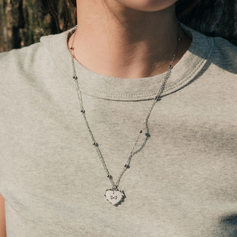 

HIGHSCHOOLDISCO Fairy Heart Ribbon Necklace free