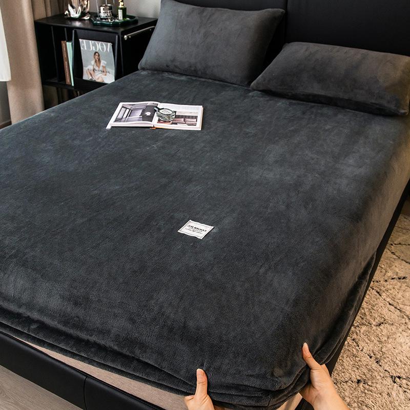 Autumn and Winter A-Class Milk Velvet Bed Sheet Solid Warm Cozy Mattress Protective Cover Bed Linen Protector Fitted Sheet Winter Keep Warm