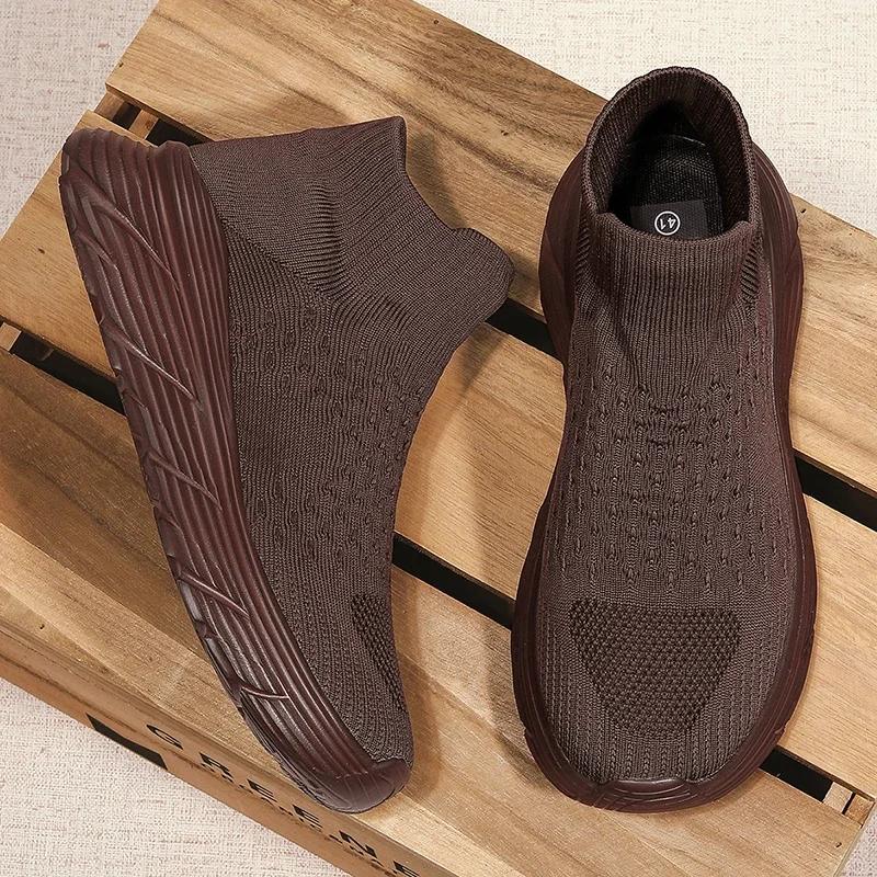 

2025 new Men Running Walking sock Shoes Fashion Casual Sneakers Breathable Sport shoes Lightweight Men Sneakers Casual Shoes 35 коричневий