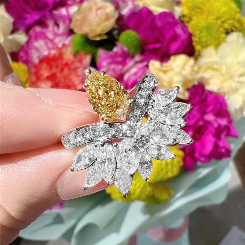 New Yellow Gem Water Drop Shape Openable Luxury Ring for Women