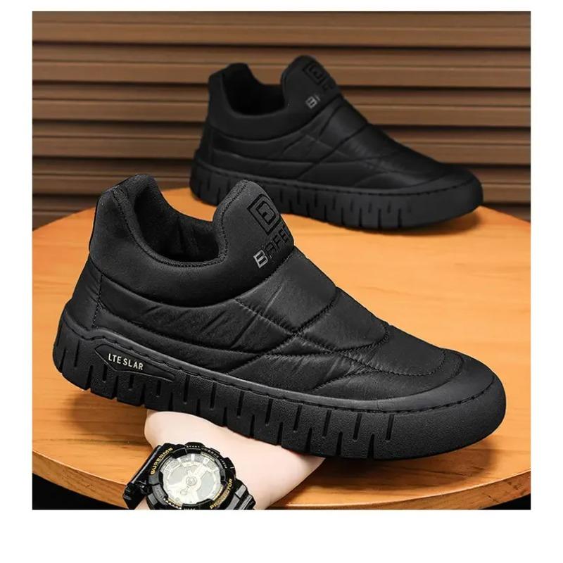 2023 New Men's Winter Snow Boots Thick Sole Non Slip Plush Warm Cotton Shoes Slip-On Flat Sole Elderly Casual Snow Shoes