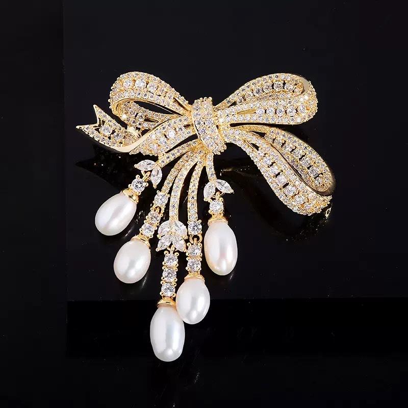 Sweet Heavy Industry Premium Full Diamond Bow Brooch Light Luxury Pearl Tassel Blazer Pin