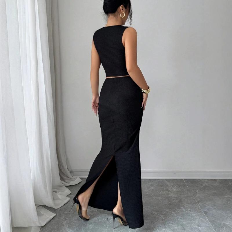 Women Solid Metal Hollow Textured Sleeveless Top Hip Wrap Long Skirt Two Piece Set