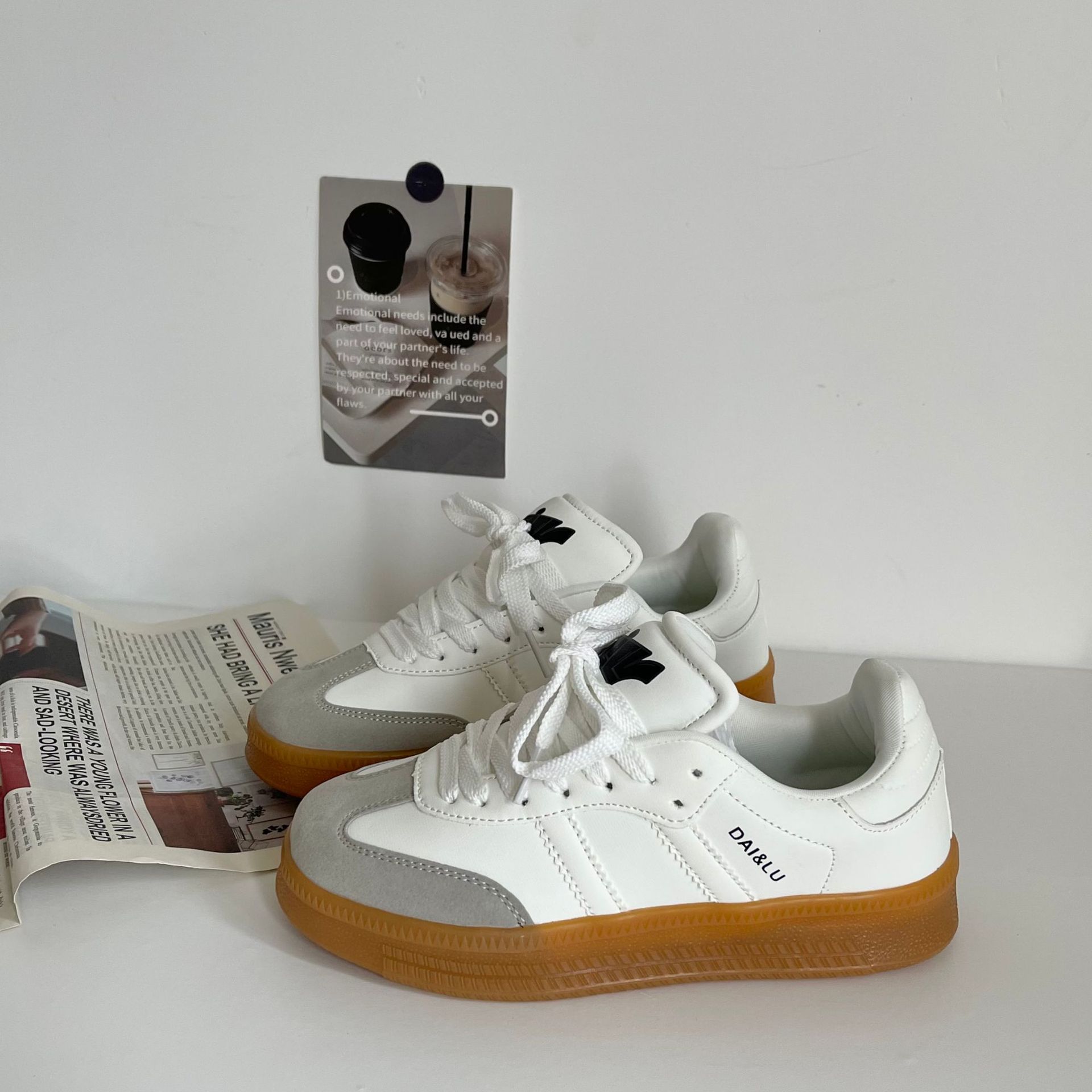 

Spring new flat ins retro style casual sports shoes 36