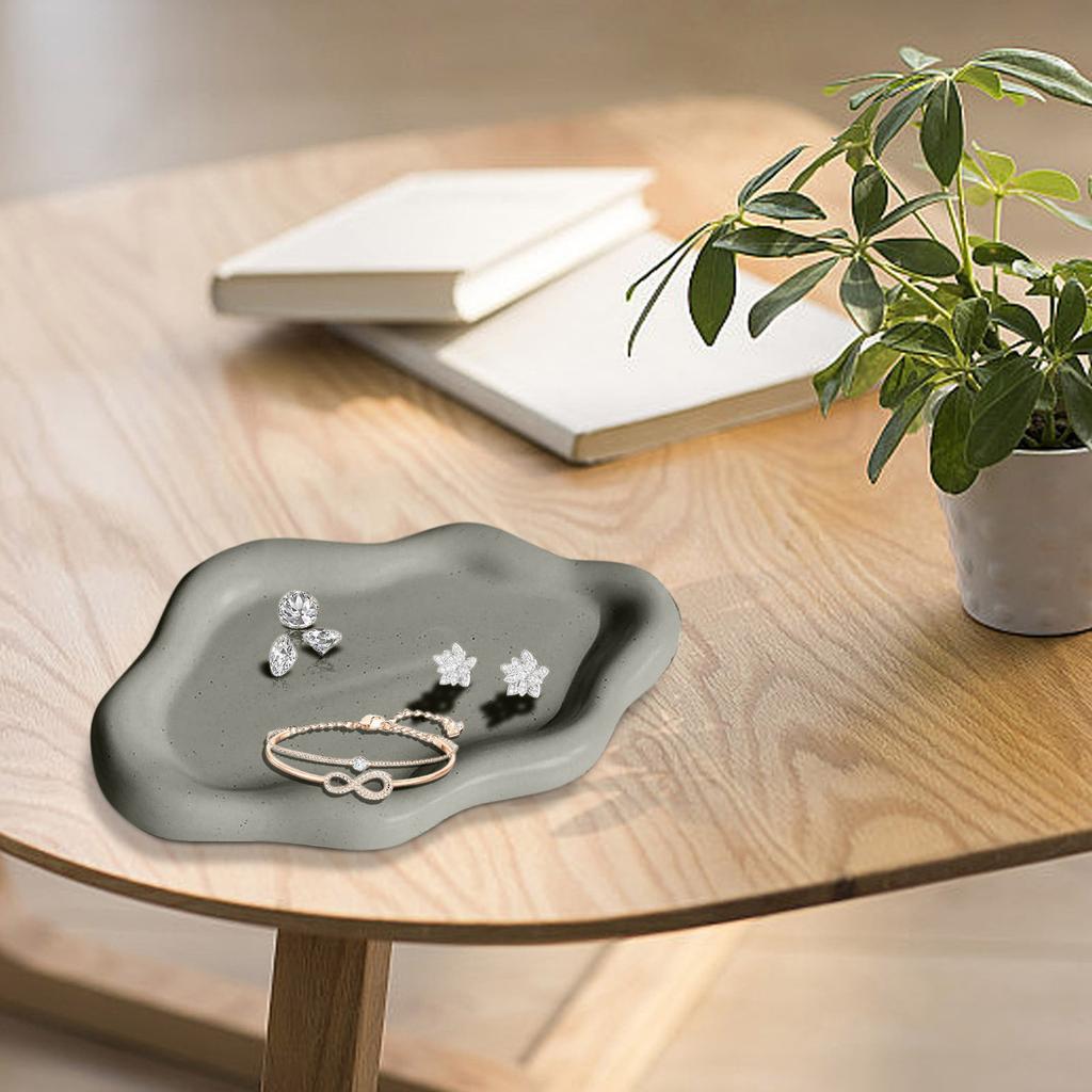 INS Style Cloud Shape Jewelry Dish for Ladies Jewelry Tray Ceramic Plate Exquisite Ornaments Trinket Tray Dish for Birthday Gift