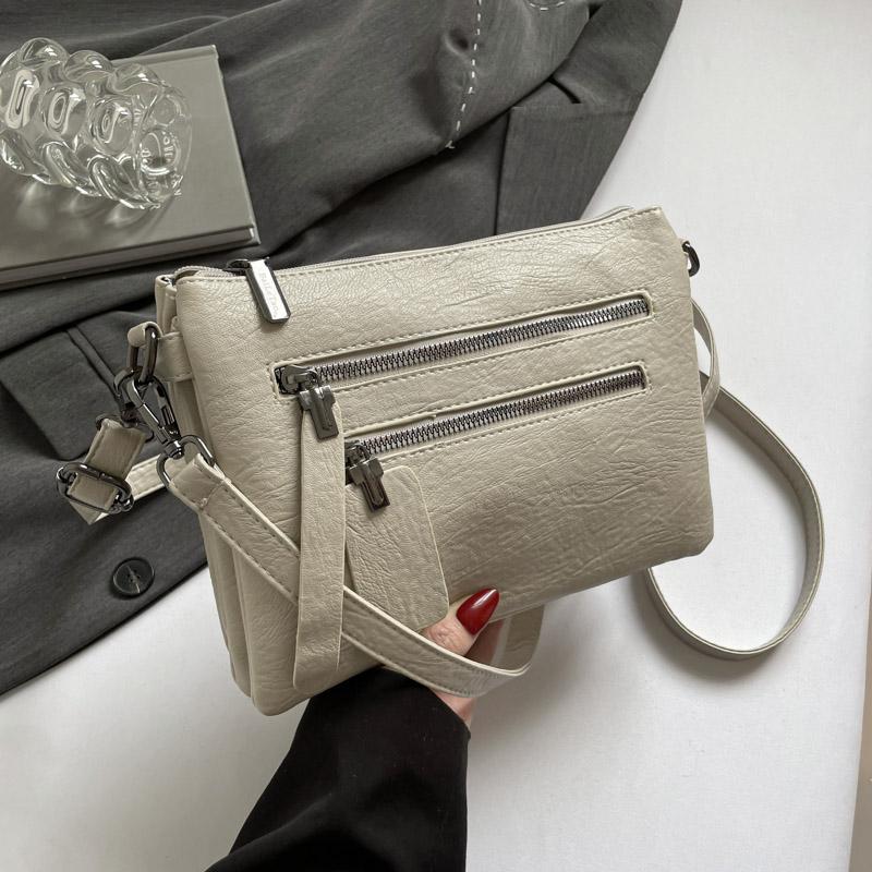 Women's Shoulder Bag Multi-Layer Crossbody Bag Soft Leather Mobile Phone Bag